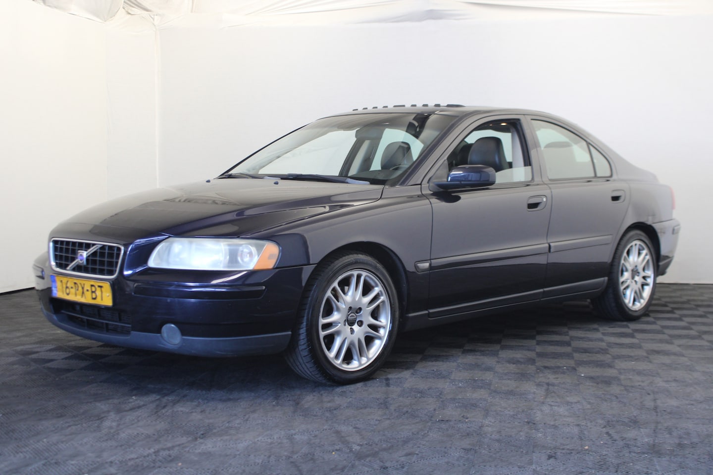 Volvo S60 - 2.0T Momentum |Pano|Trekhaak| - AutoWereld.nl