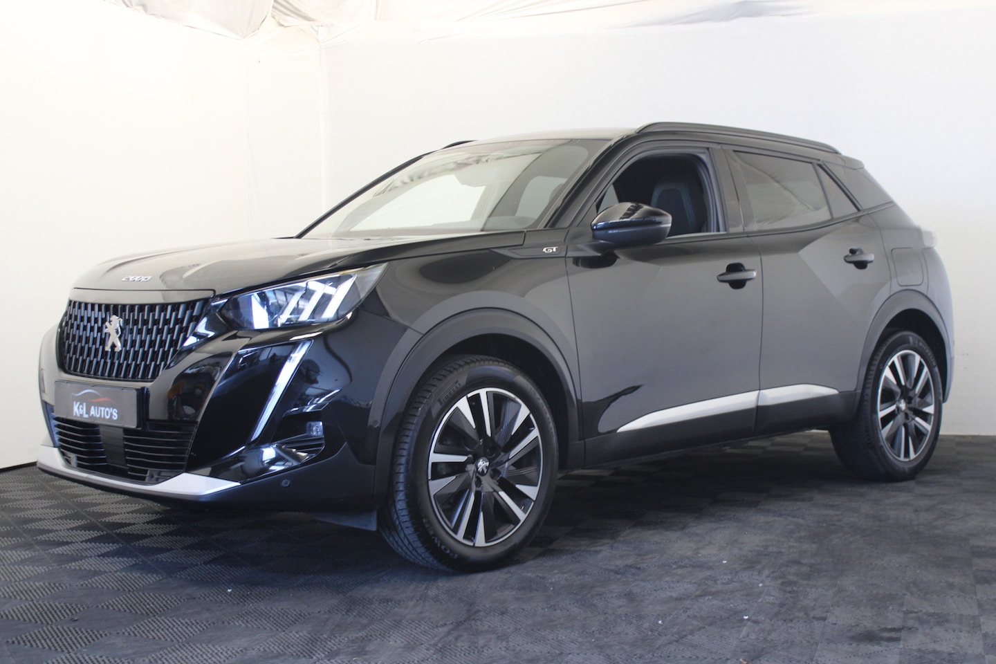 Peugeot 2008 - 1.2 PureTech GT Pack |Stoelverw.|Navi| - AutoWereld.nl