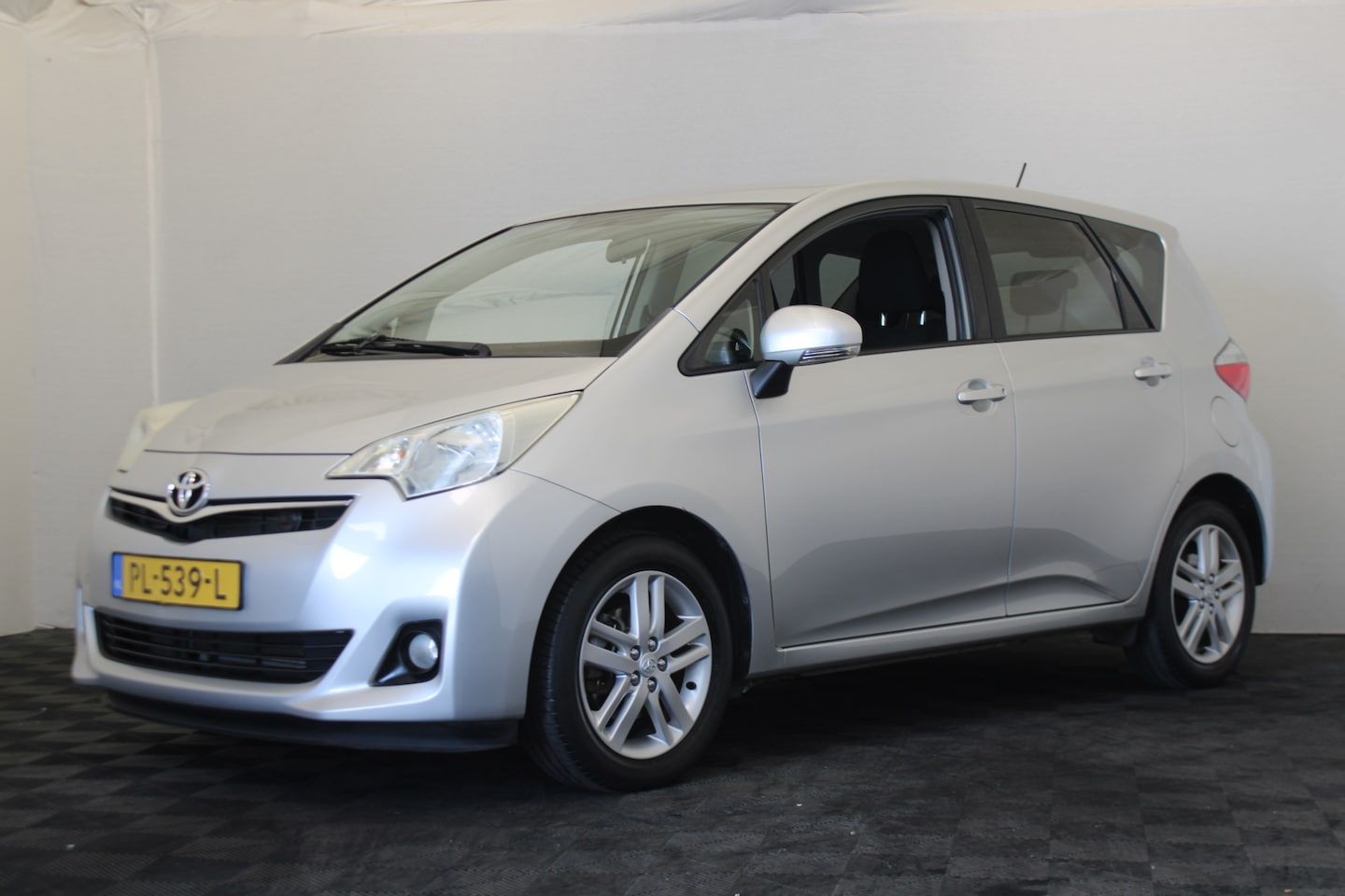 Toyota Verso S - 1.3 VVT-i Aspiration |Camera| - AutoWereld.nl