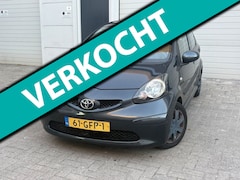 Toyota Aygo - 1.0-12V +