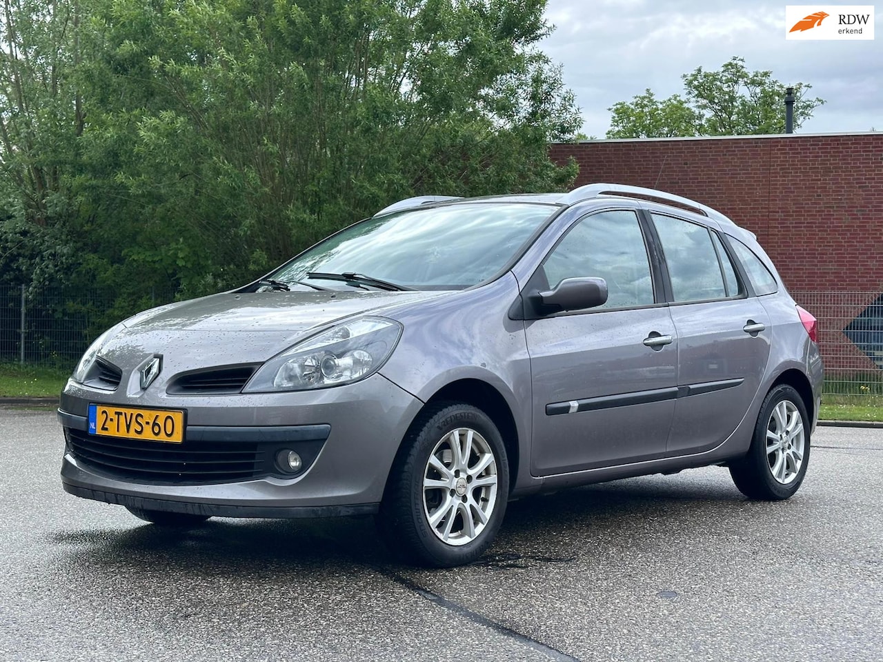 Renault Clio Estate - 1.2-16V Expression Airco*Nieuwe APK*LM velgen*Nette auto*Elektrische ramen* - AutoWereld.nl