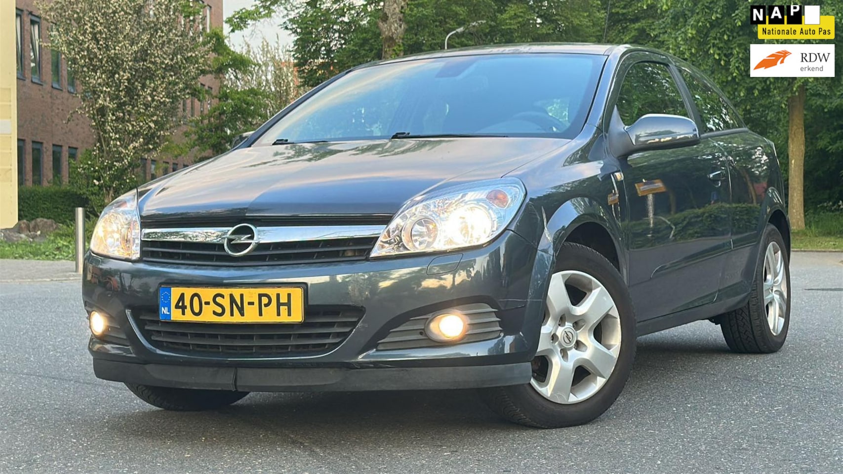 Opel Astra GTC - 1.6 Edition|INCL JAAR APK |INRUILKOOPIE|RIJD SUPER LEKKER - AutoWereld.nl