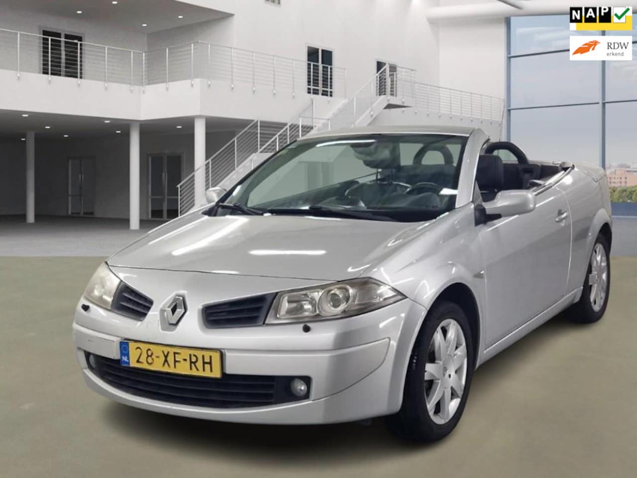 Renault Mégane coupé cabriolet - 2.0-16V Tech Line 2.0-16V Tech Line - AutoWereld.nl