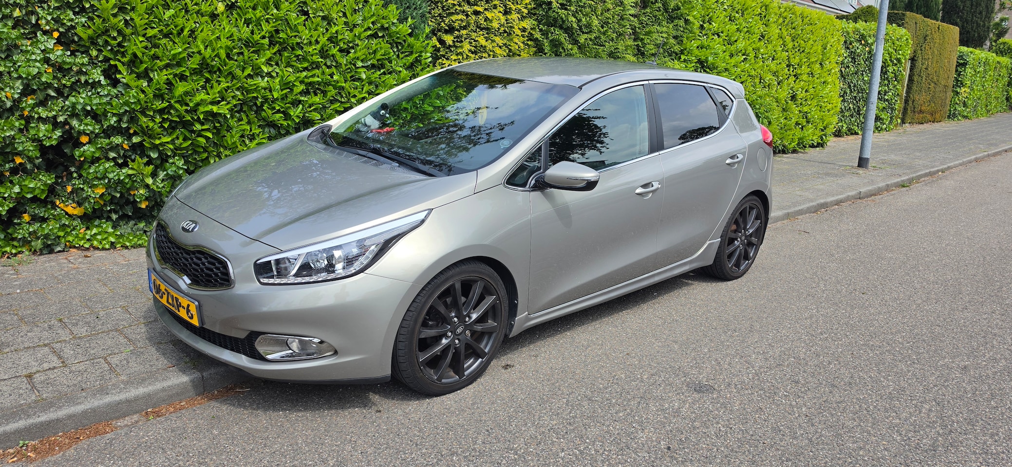 Kia Cee'd - 1.6 GDI Plus Pack GT-Line - AutoWereld.nl