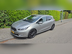 Kia Cee'd - 1.6 GDI Plus Pack GT-Line