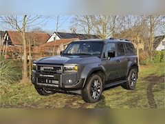 Toyota Land Cruiser 250 - 2.8 D-4D Professional Panorama Dak GRIJS KENTEKEN