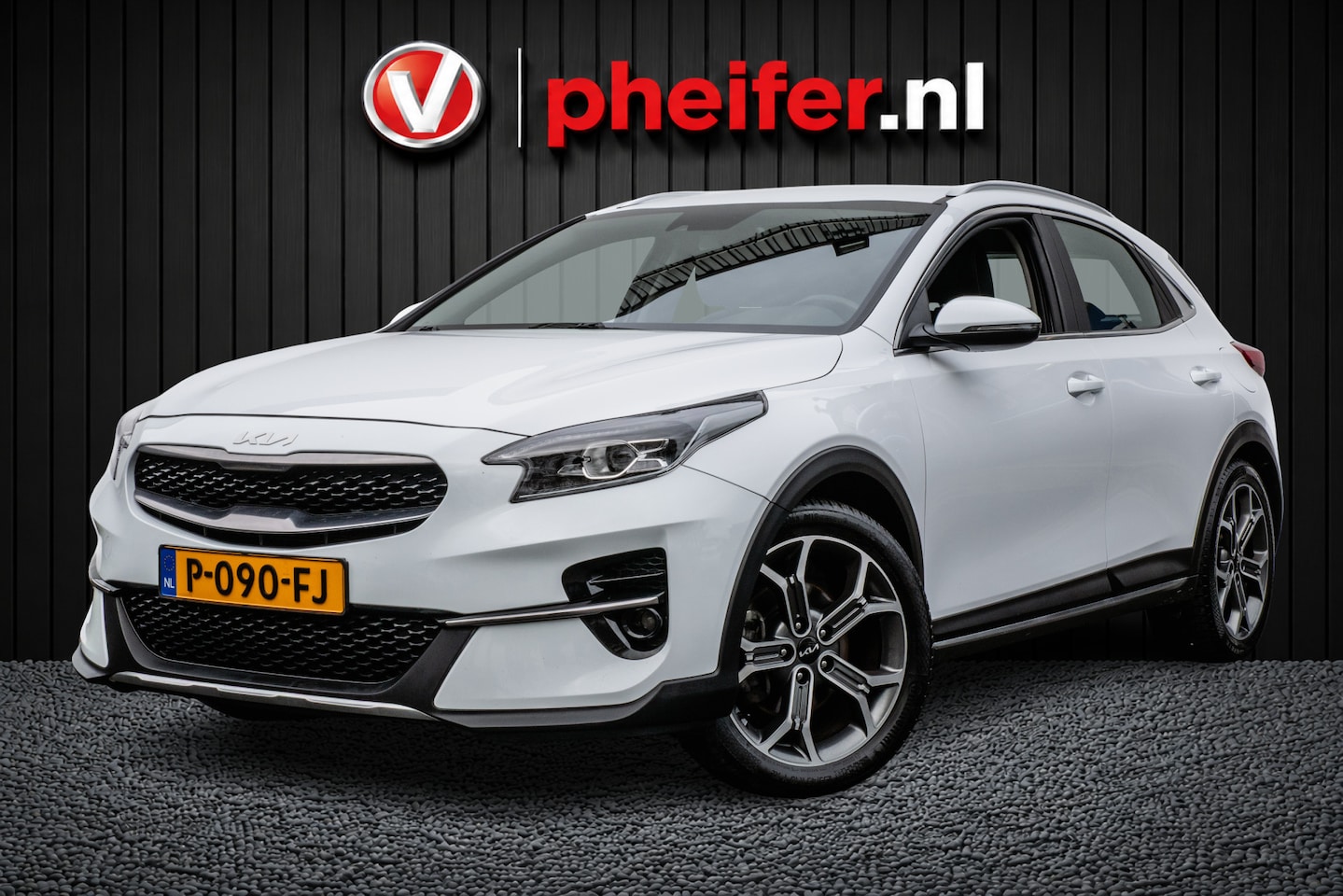 Kia XCeed - 1.0 T-GDi 120pk DynamicLine Trekhaak/ Navigatie/ Camera/ Dab/ Carplay/ Cruise control - AutoWereld.nl