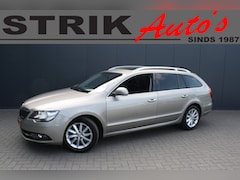 Skoda Superb Combi - 1.6 TDI Sprint Pro NAVIGATIE - CAMERA - PANORAMADAK - 2 x PDC - TREKHAAK