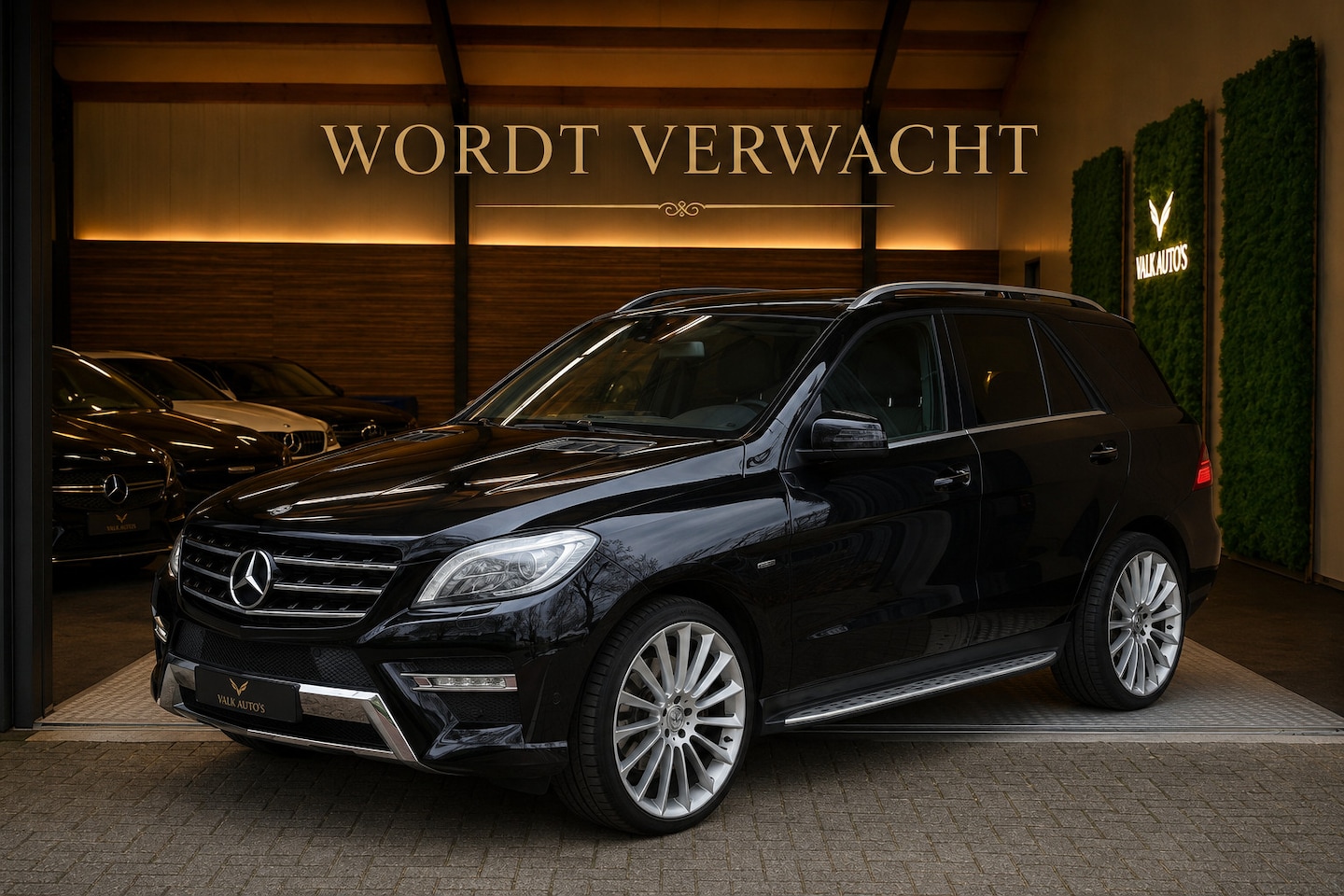 Mercedes-Benz M-klasse - 350 AMG-Styling - Distronic - Entertainment Achter - Panoramadak - Achteruitrijcamera - Be - AutoWereld.nl