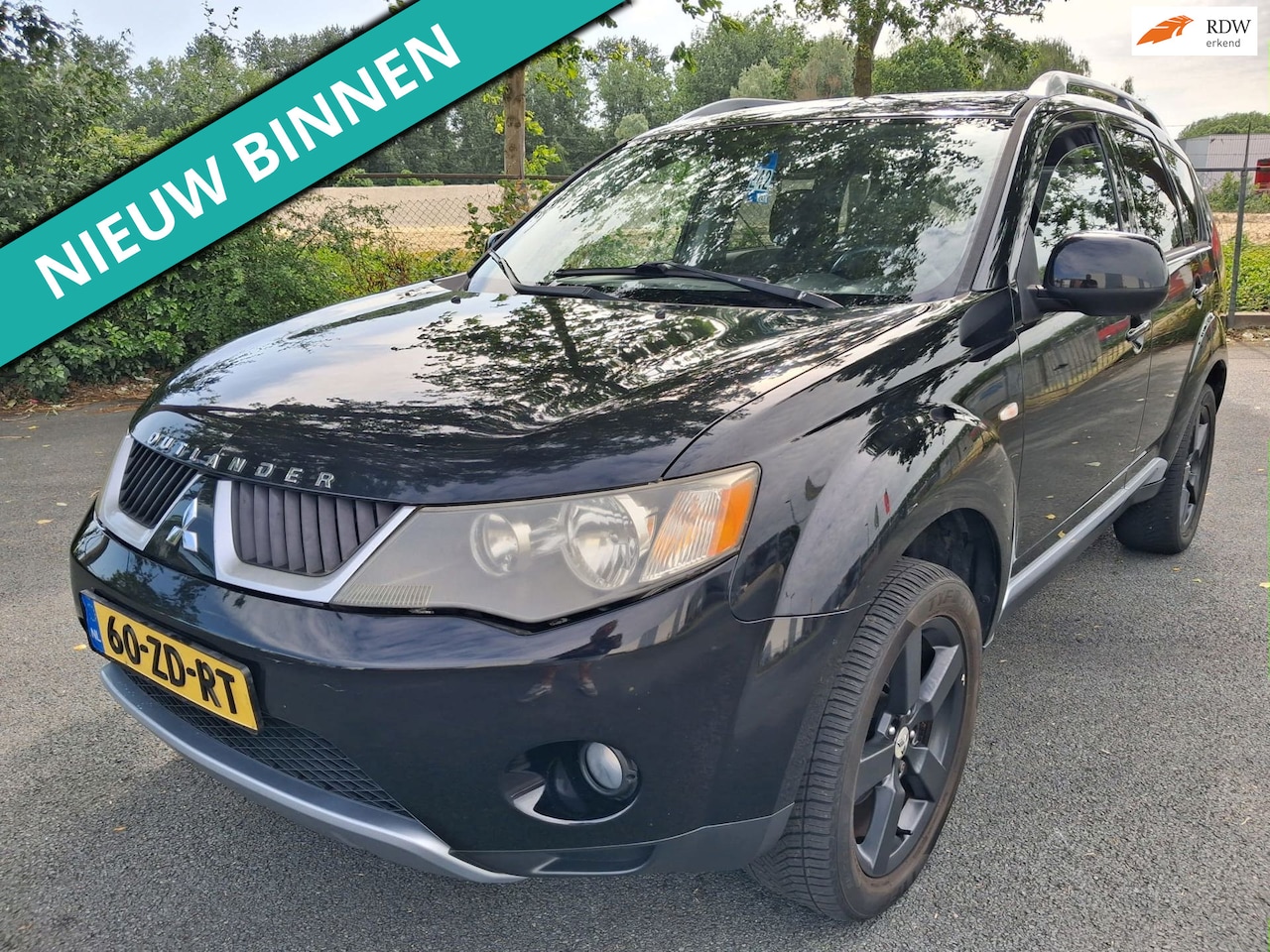 Mitsubishi Outlander - 2.4 Intro Edition 2WD LEUKE AUTO RIJDT EN SCHAKELT GOED - AutoWereld.nl