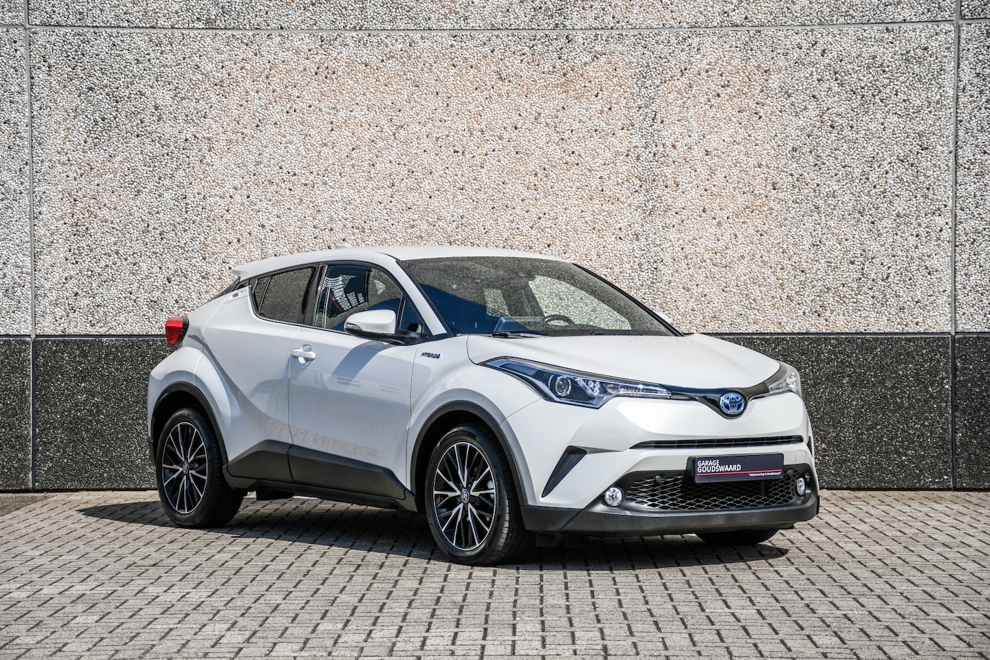 Toyota C-HR - 1.8 Hybrid Dynamic 1.8 Hybrid Dynamic - AutoWereld.nl