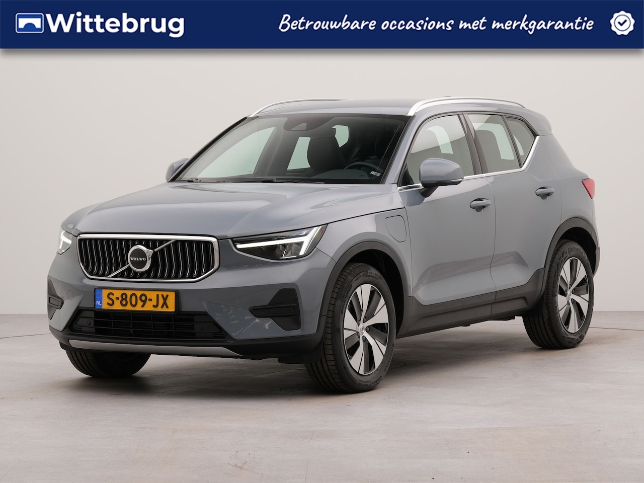 Volvo XC40 - 1.5 T4 Plug-in hybrid Core Bright incl wegklapbaare trekhaak | Electr.bedienb wegklapbare - AutoWereld.nl
