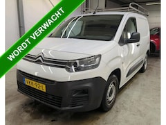 Citroën Berlingo - 1.2 Benzine 111PK Euro6 / Distributie is vervangen / Trekhaak / RVS imperiaal / Schuifdeur