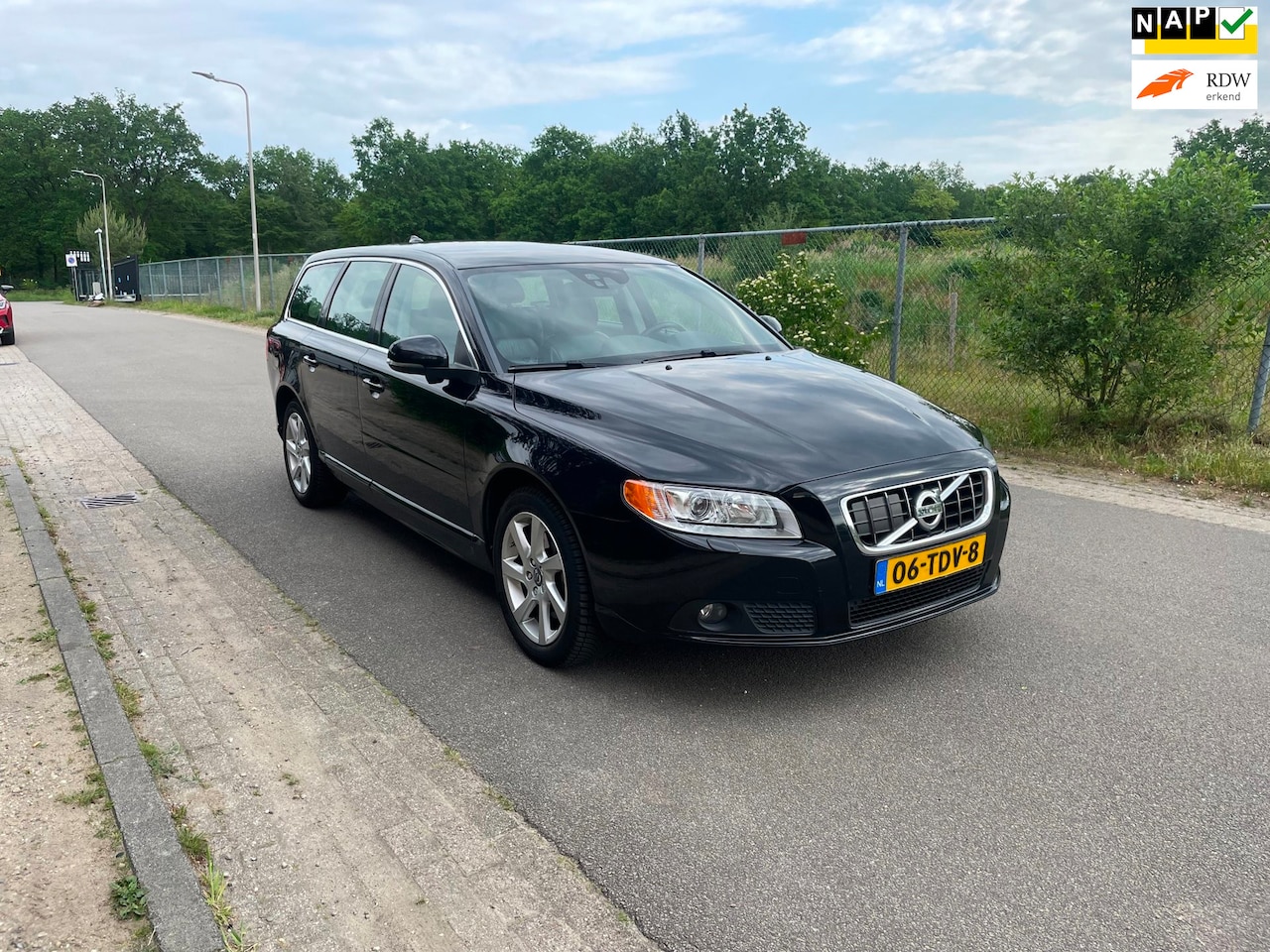 Volvo V70 - 2.0 D3 Limited Edition [ 5 cilinder ][ Automaat ] - AutoWereld.nl