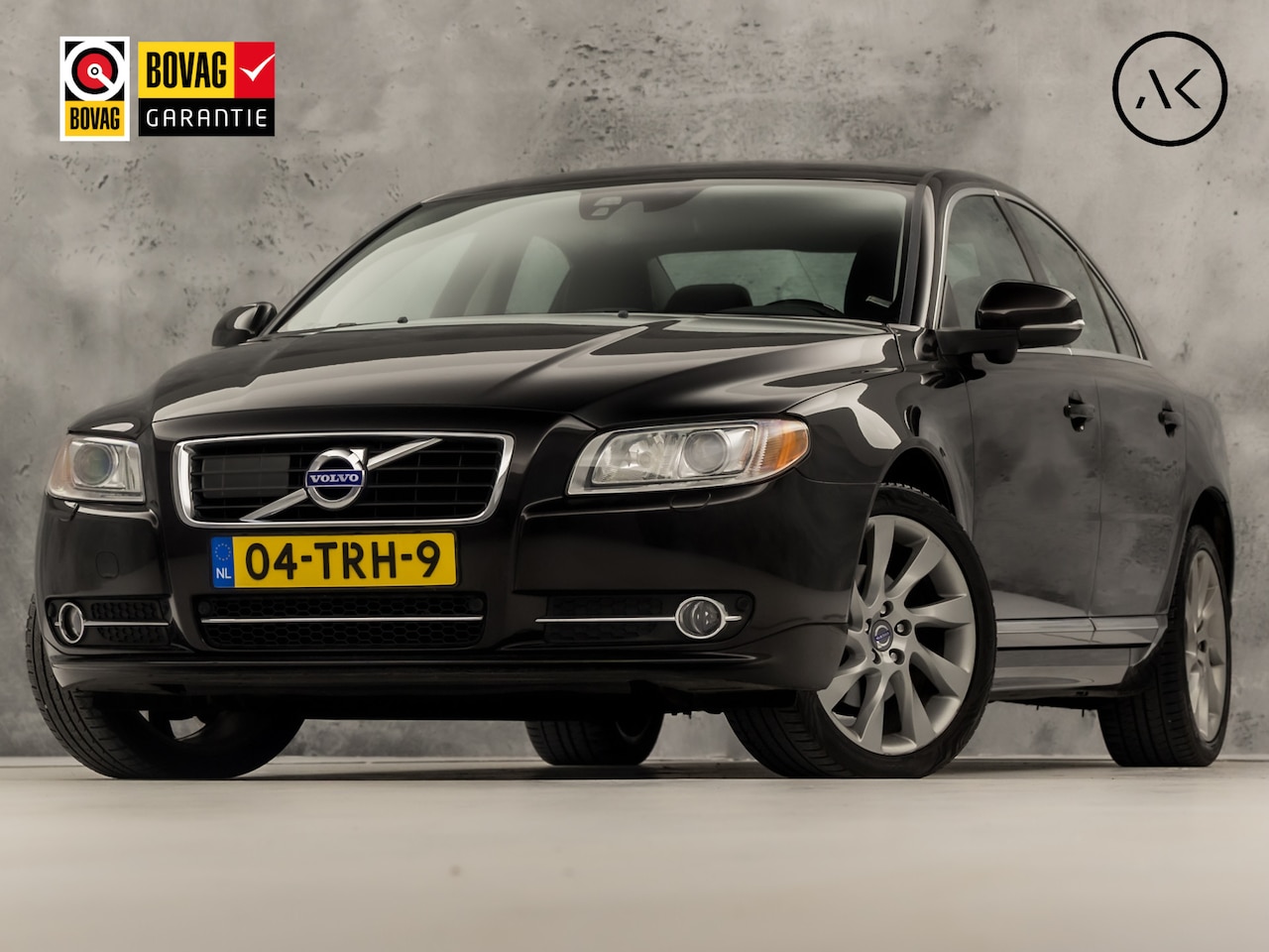 Volvo S80 - 1.6 T4 Deluxe 180Pk Automaat (NAVIGATIE, MEMORY SEATS, LEDER, XENON, PARKEERSENSOREN, ADAP - AutoWereld.nl