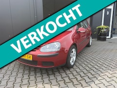 Volkswagen Golf - 1.6 FSI Trendline ( ZEER NETTE AUTO )
