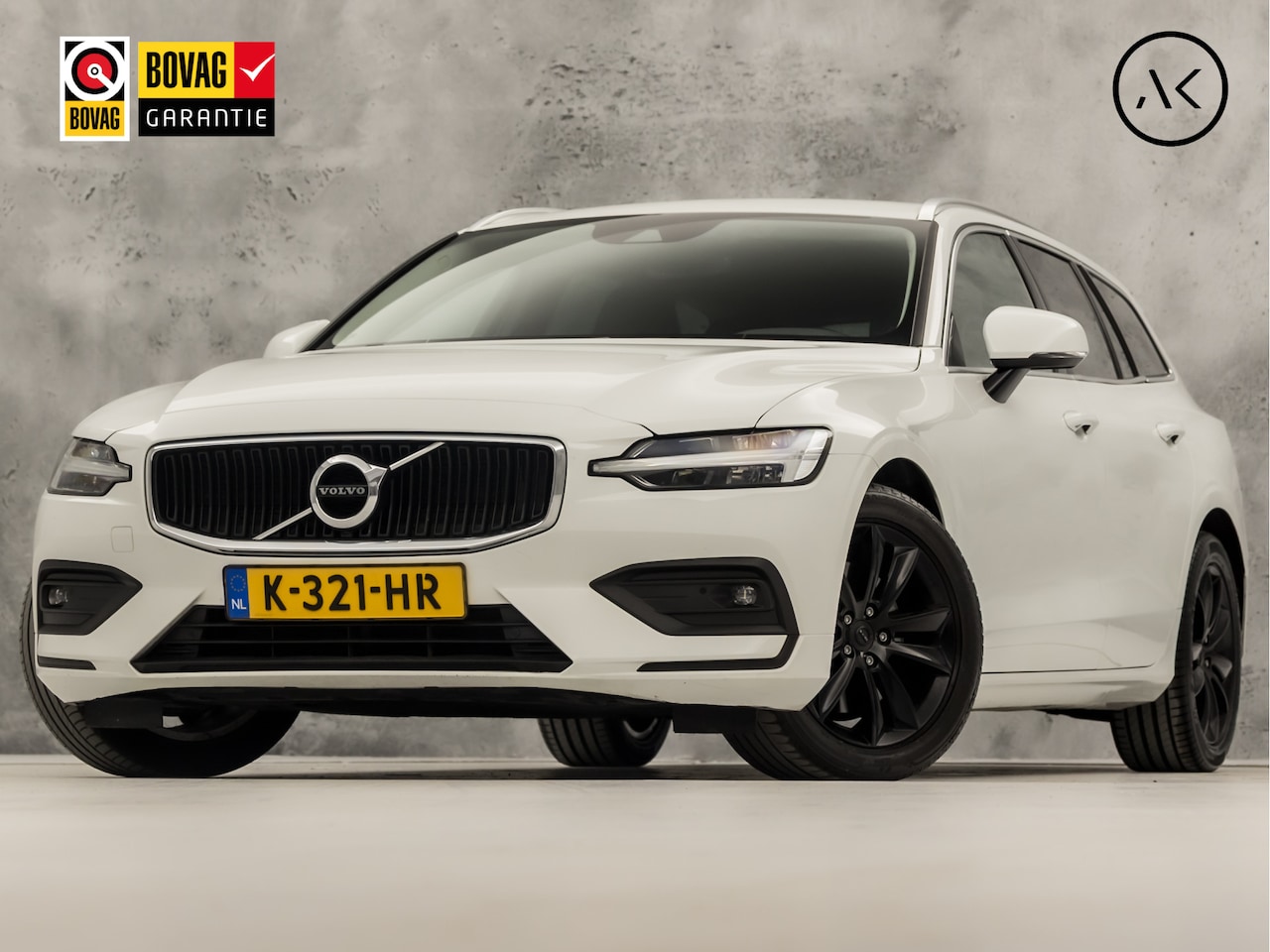 Volvo V60 - 2.0 B3 Sport 163Pk Automaat (APPLE CARPLAY, GROOT NAVI, CAMERA, GETINT GLAS, KEYLESS, SPOR - AutoWereld.nl