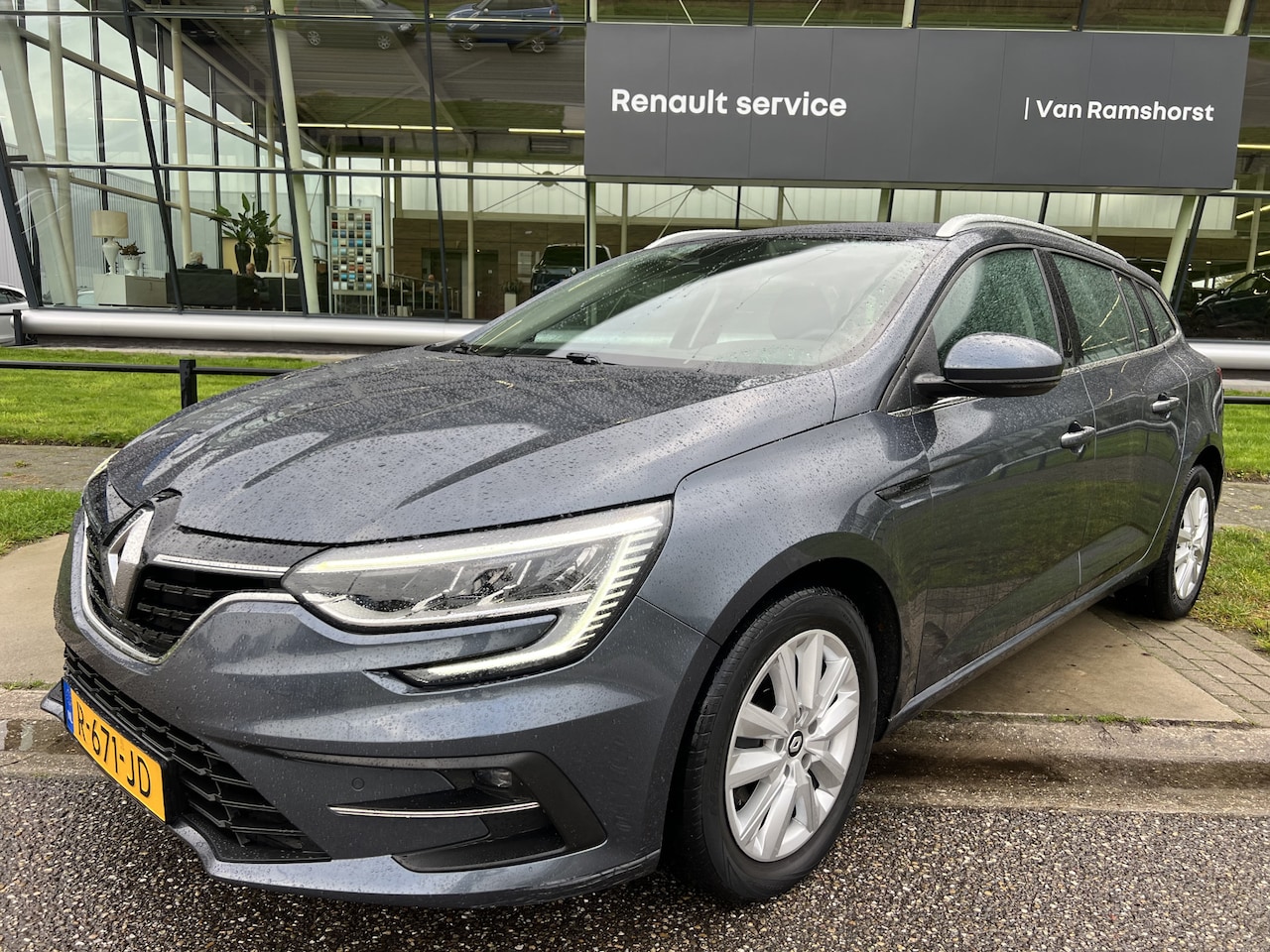 Renault Mégane - Tce Business / Trekhaak / Cruise / Camera / Applecarplay - Androiduato 2e Pinksterdag open - AutoWereld.nl