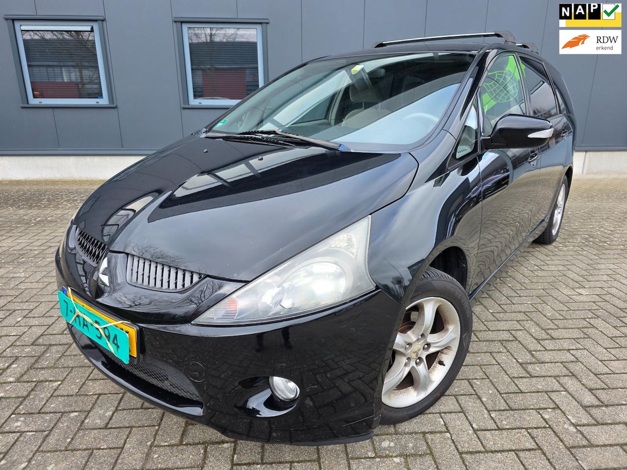 Mitsubishi Grandis - 2.4-16V Intense 6p. 2.4-16V Intense 6p. - AutoWereld.nl