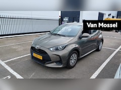 Toyota Yaris - 1.5 VVT-i Active | Wordt Verwacht | Carplay | Adaptieve Cruise Control | Led Dagrijverlich