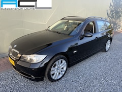BMW 3-serie Touring - 318i Automaat Executive
