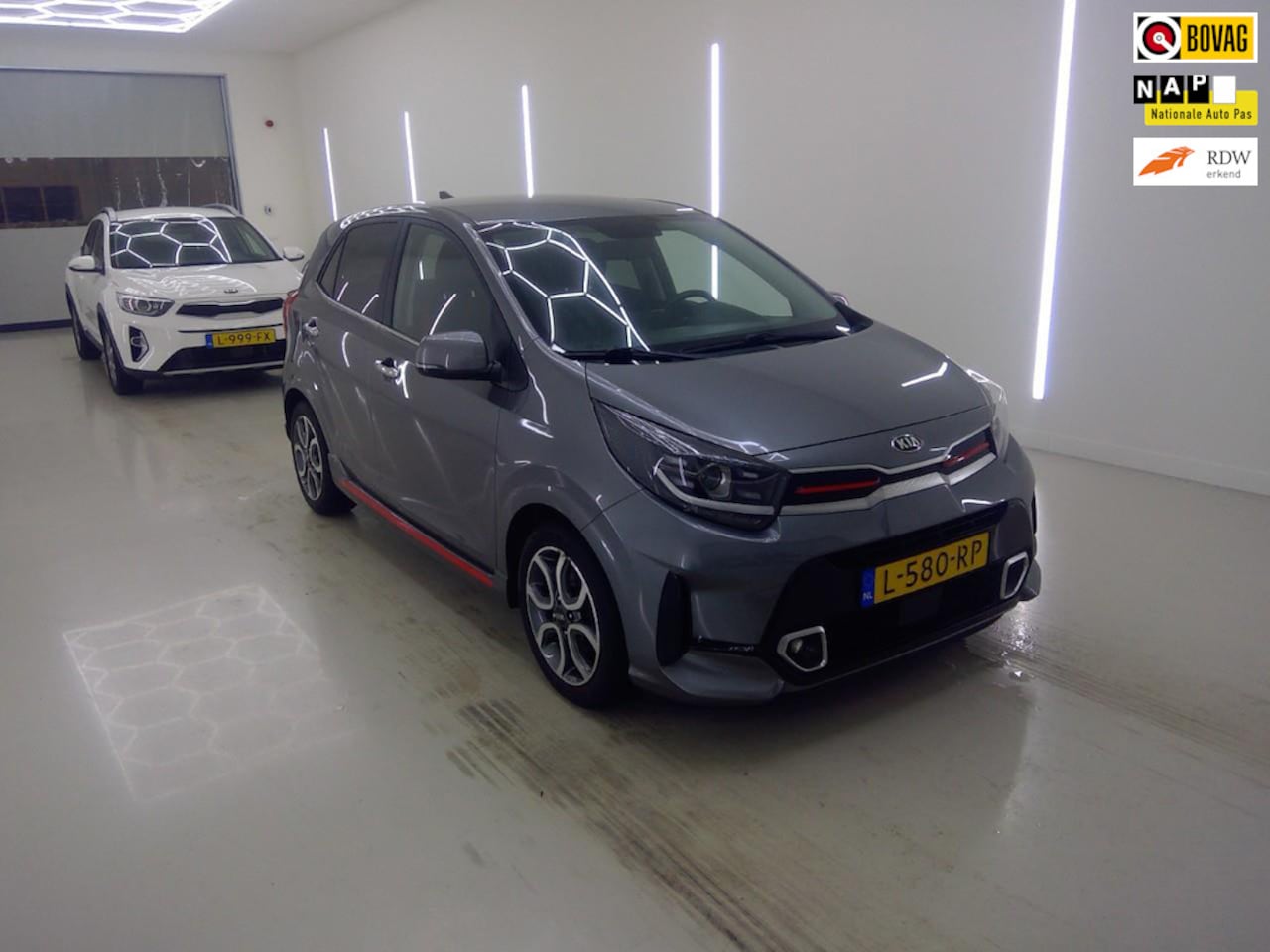 Kia Picanto - 1.0 DPi GT-Line+Volleder+Full-Navigatie+ecc+cruise+camera+Parkeer-Hulp+afn-trekhaak = SUPE - AutoWereld.nl