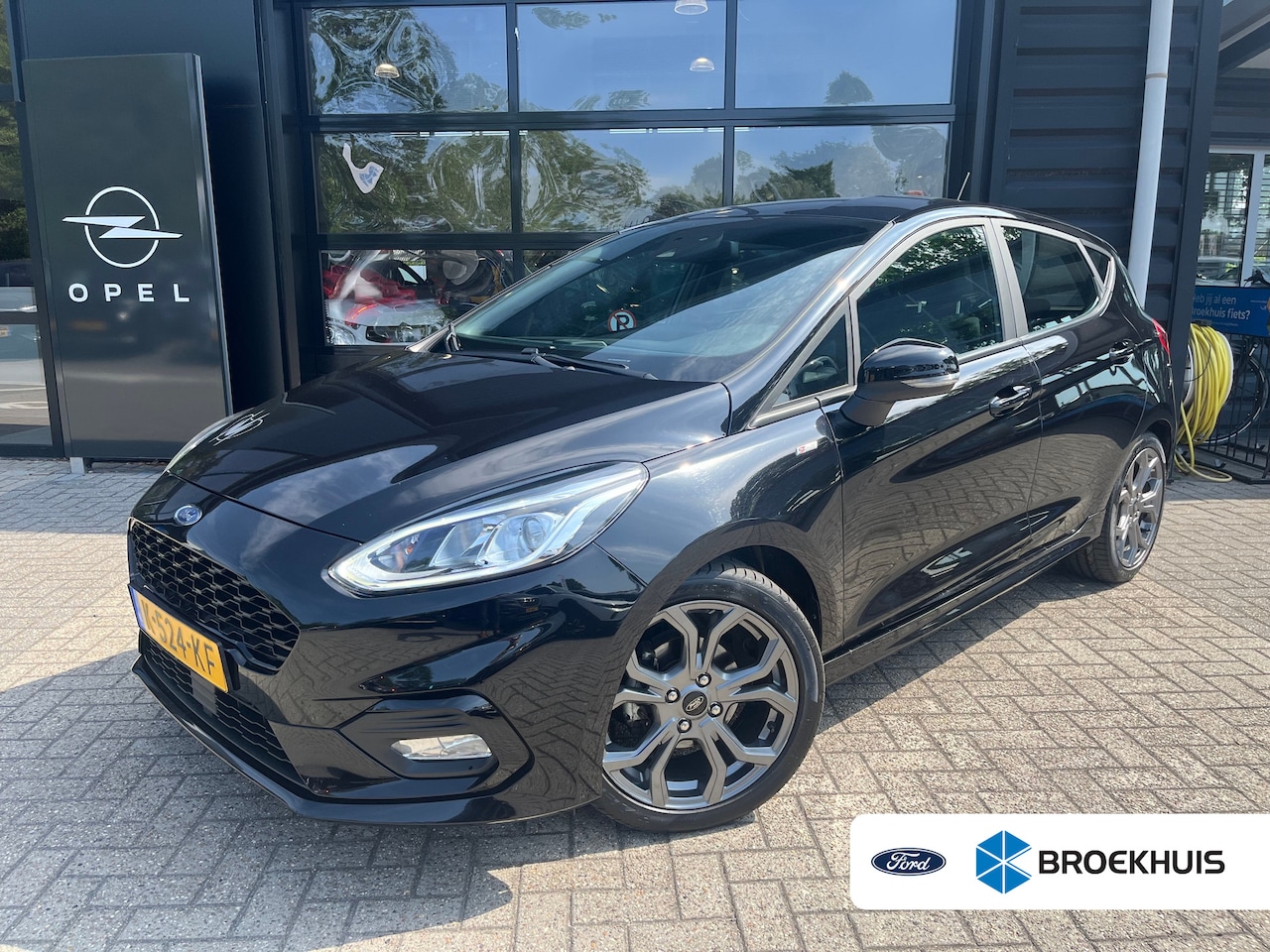 Ford Fiesta - 1.0 95PK EcoBoost ST-Line X | NAVIGATIE+ APPLE CARPLAY ANDROID AUTO| KEYLESS ENTRY/START| - AutoWereld.nl