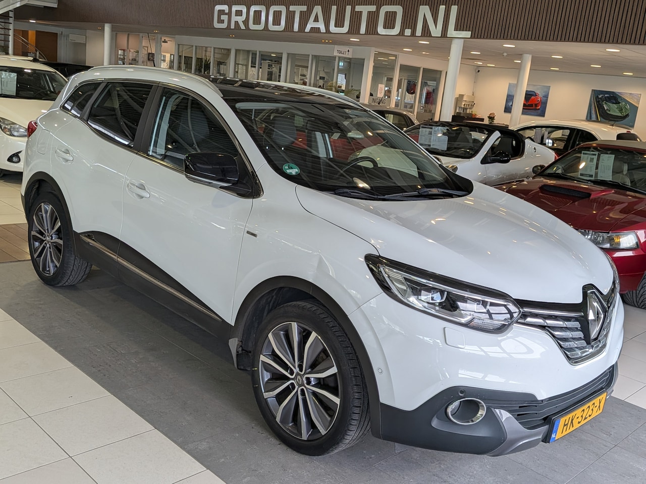 Renault Kadjar - 1.2 TCe Bose Airco, Cruise Control, Trekhaak, Stuurbekrachtiging - AutoWereld.nl