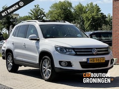 Volkswagen Tiguan - 1.4 TSI Sport&Style | PANO | TREKHAAK | RIJKLAAR