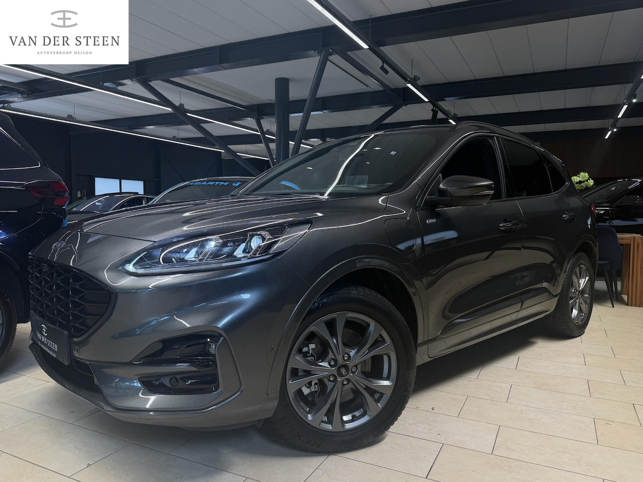 Ford Kuga - 2.5 PHEV ST-Line X Binnenkort meer foto's | ST Line X | Winterpack | B&O - AutoWereld.nl
