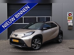 Toyota Aygo X - 1.0 VVT-i S-CVT Envy Automaat, Camera, Cruise, Navi