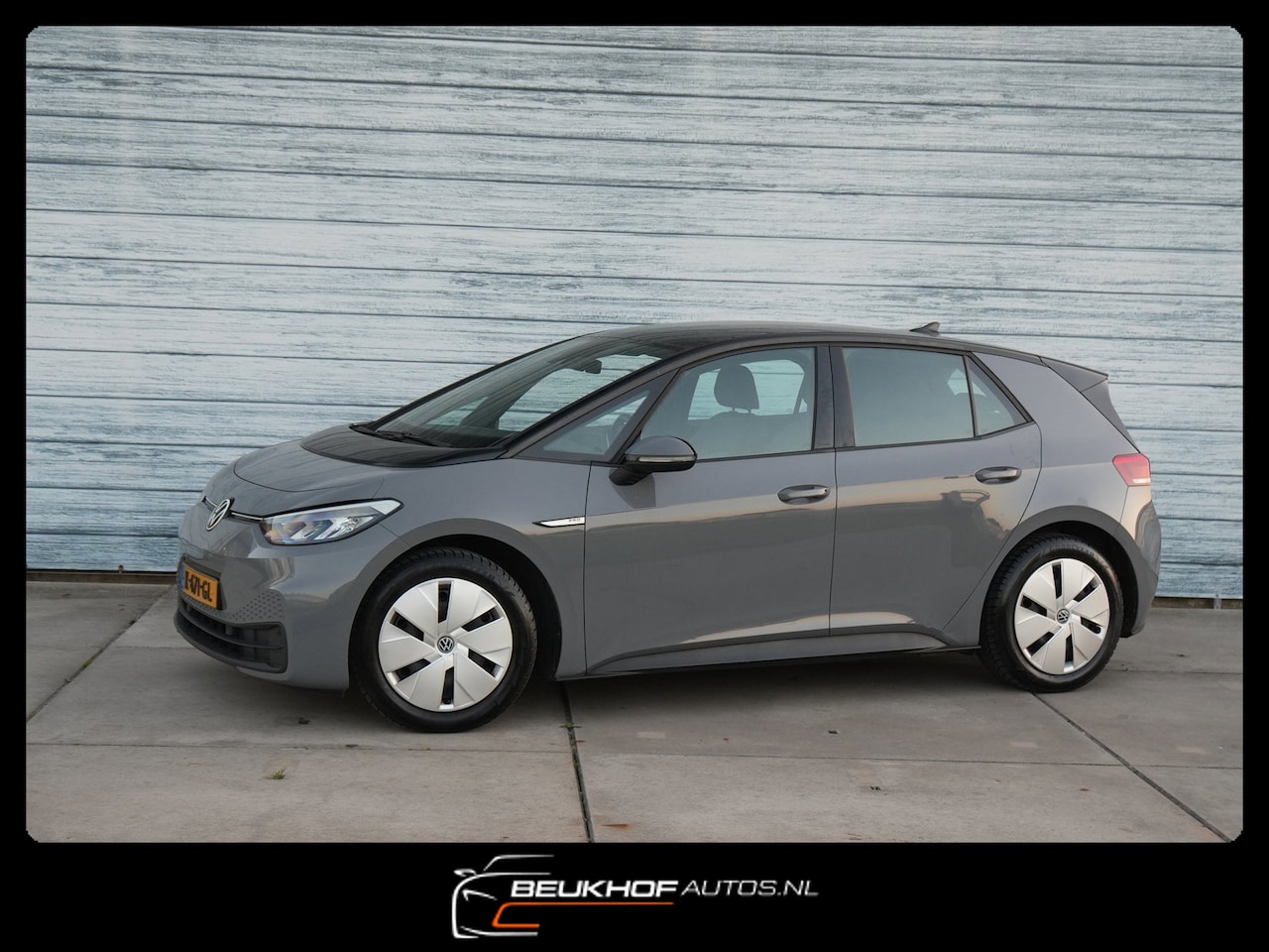 Volkswagen ID.3 - Life 58 kWh Nardo Grey Adapt Cruise Soh92.5% - AutoWereld.nl