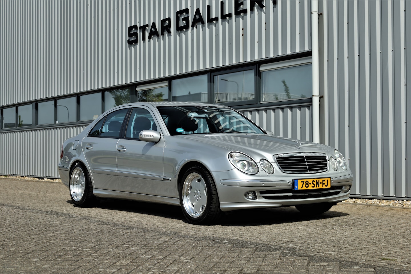 Mercedes-Benz E-klasse - E 240 Avantgarde Youngtimer - AutoWereld.nl