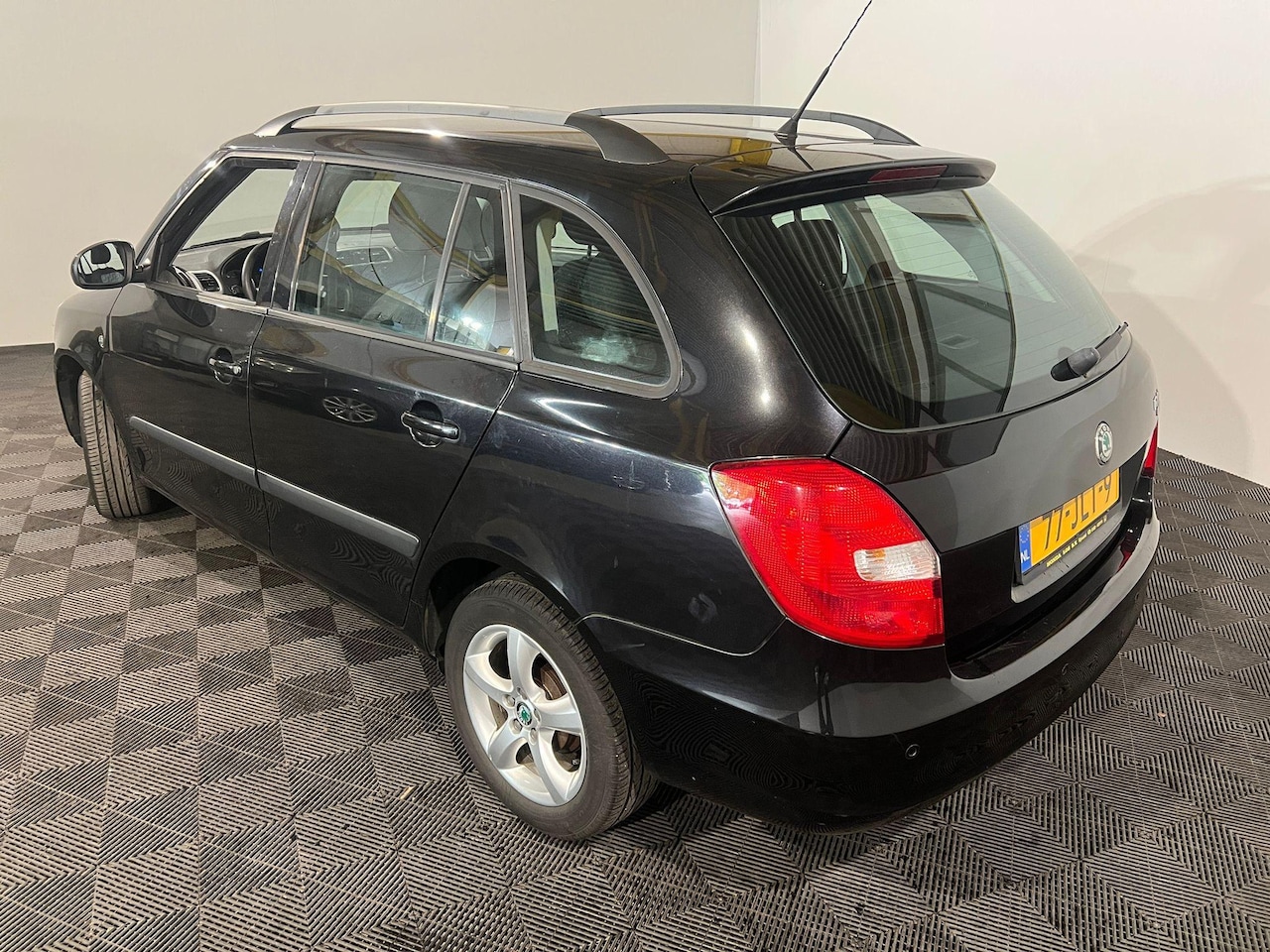 Skoda Fabia Combi - 1.2-12V Ambition Business Line 1.2-12V Ambition Business Line - AutoWereld.nl