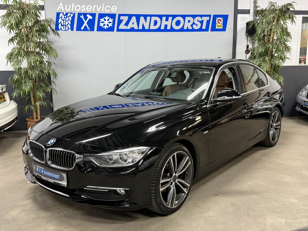 BMW 3-serie - 320i EfficientDynamics Edition Upgrade // Leer // Stoelverw. - AutoWereld.nl