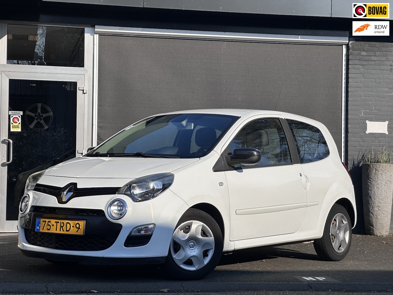 Renault Twingo - 1.2-16V Dynamique 1.2 16V Dynamique - AutoWereld.nl