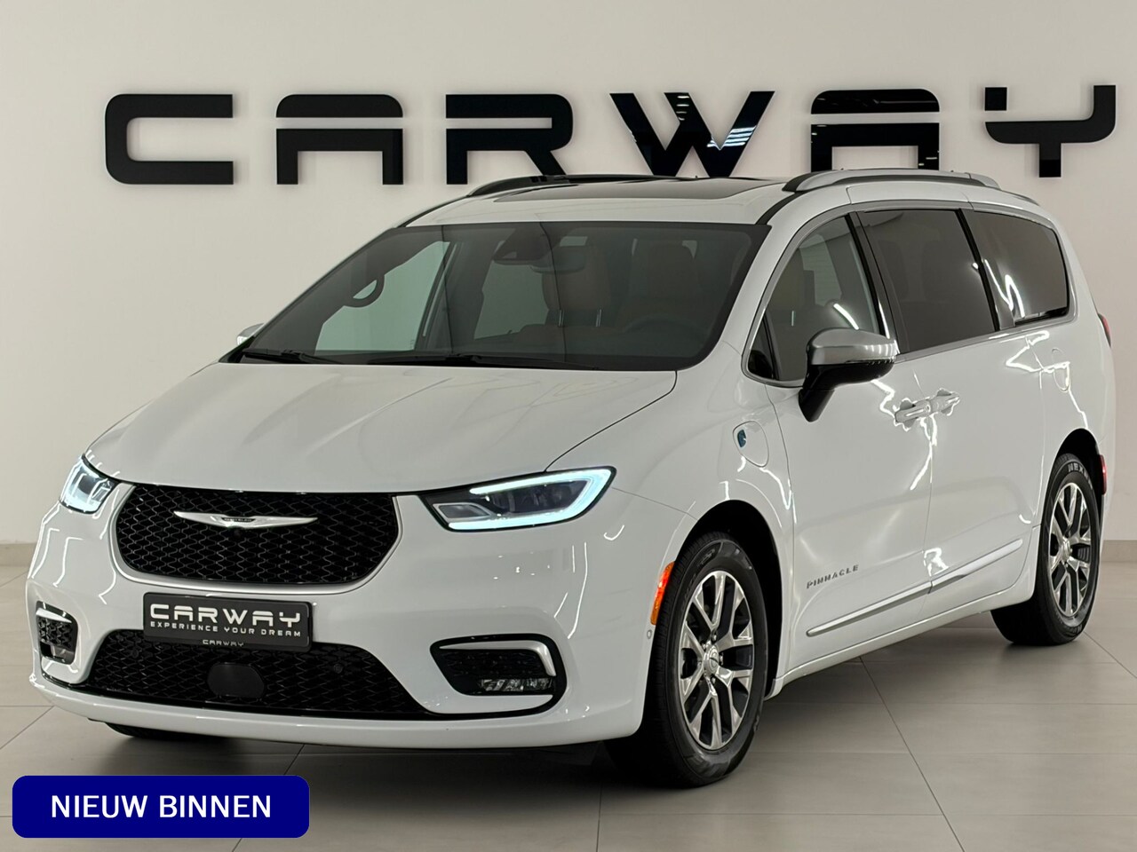 Chrysler Grand Voyager - Pacifica 3.6 V6 Hybride Pinnacle - AutoWereld.nl