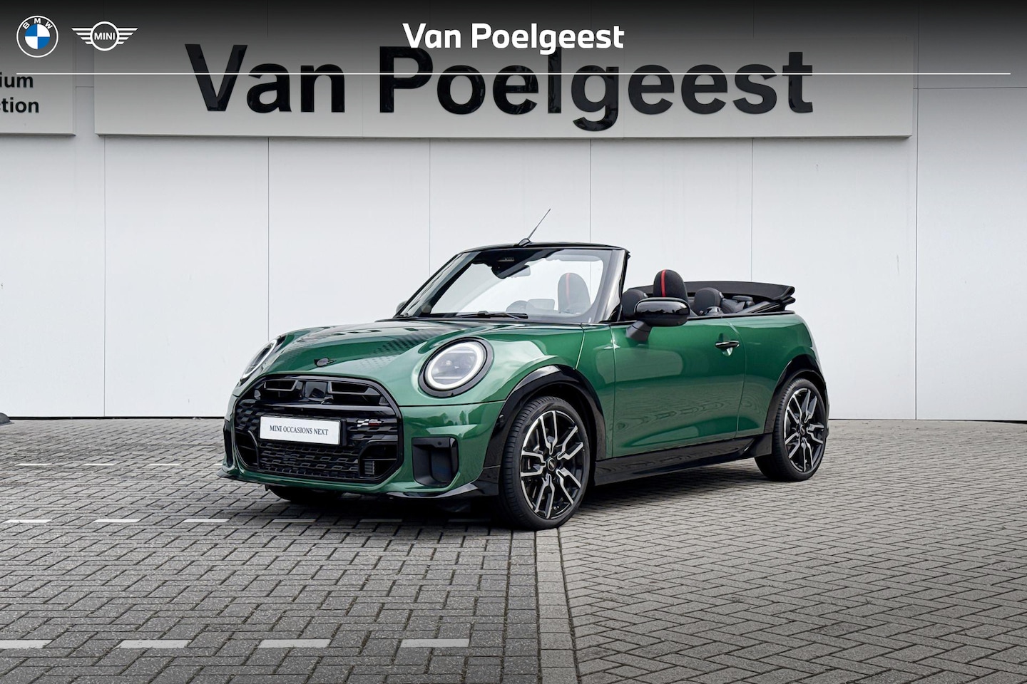 MINI Cabrio - Cooper 2.0 Cooper S John Cooper Works XL | 18 inch JCW Lap Spoke 2-tone - AutoWereld.nl