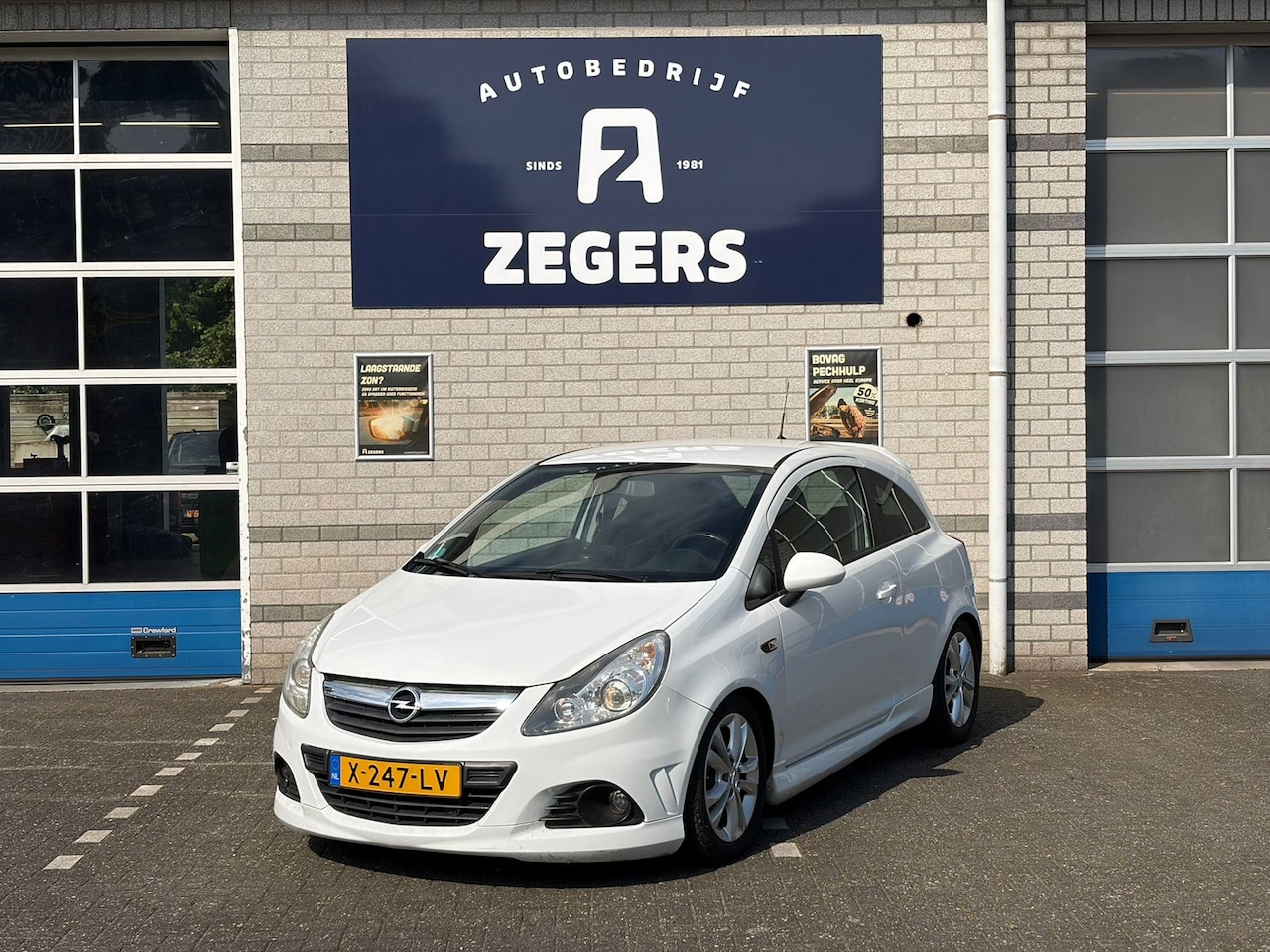 Opel Corsa - 1.6-16V T Color Edition OPC - AutoWereld.nl