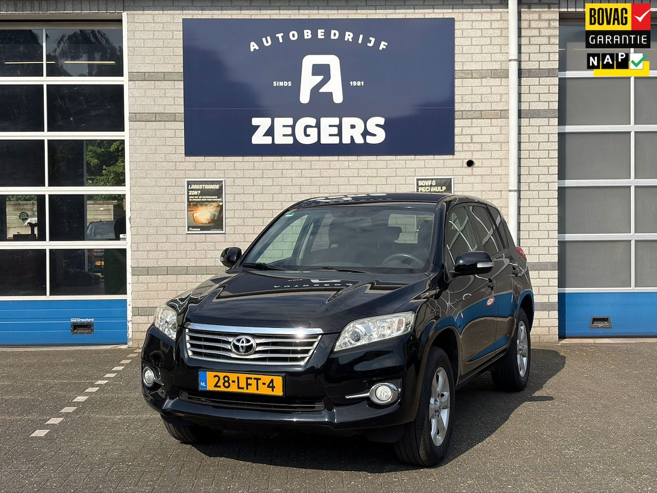 Toyota RAV4 - 2.0 VVTi Dynamic 2WD INCL 12 MAANDEN BOVAG GARANTIE - AutoWereld.nl