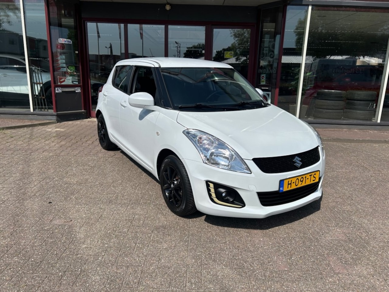 Suzuki Swift - 1.2 Comfort EASSS 1.2 COMFORT EASSS - AutoWereld.nl