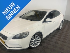 Volvo V40 - 1.6 T3 Momentum