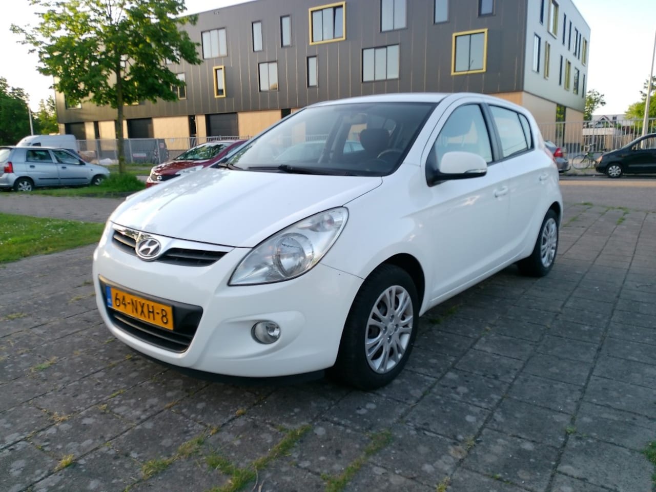 Hyundai i20 - 1.2i i-Motion 1.2I I-MOTION - AutoWereld.nl