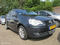 Volkswagen Polo - 1.4 United / 115557Km / Distributieriem nieuw