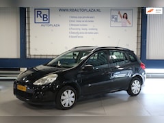 Renault Clio Estate - 1.2-16V Special Line / APK / NAVI / AIRCO