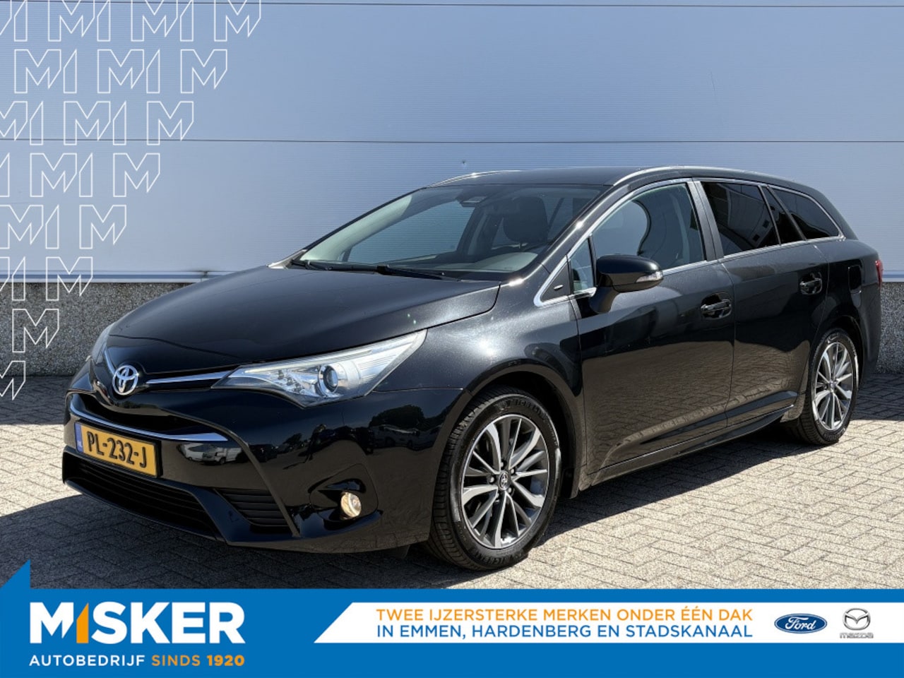 Toyota Avensis Touring Sports - 1.8 VVT-i Dynamic 1.8 VVT-i Dynamic - AutoWereld.nl