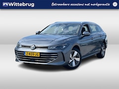 Volkswagen Passat Variant - 1.5 eTSI 150PK Business / Resterende Fabrieksgarantie / Trekhaak / Digital Cockpit Pro / 1