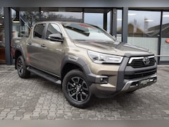 Toyota HiLux - 2.8 D-4D DUBBEL CABIN 48V HYBRIDE INVINCIBLE A/T 4WD