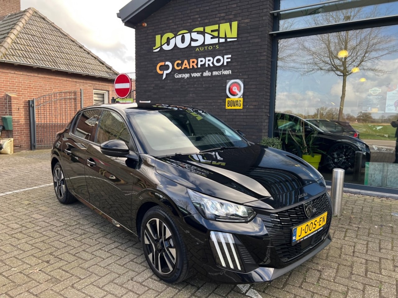 Peugeot 208 - 1.2 PT 100 ALLURE - AutoWereld.nl