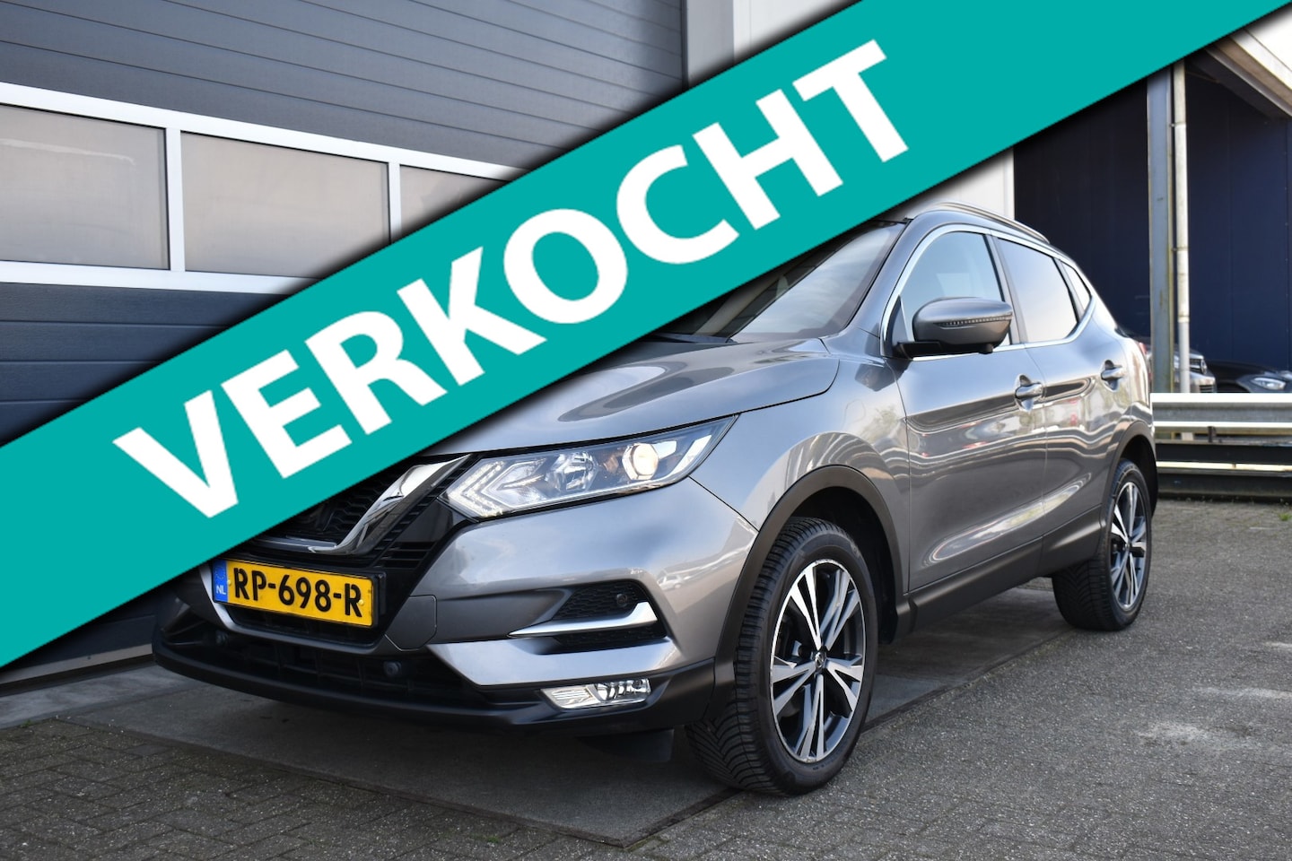 Nissan Qashqai - 1.2 N-Connecta Pano/ 360 cam - AutoWereld.nl